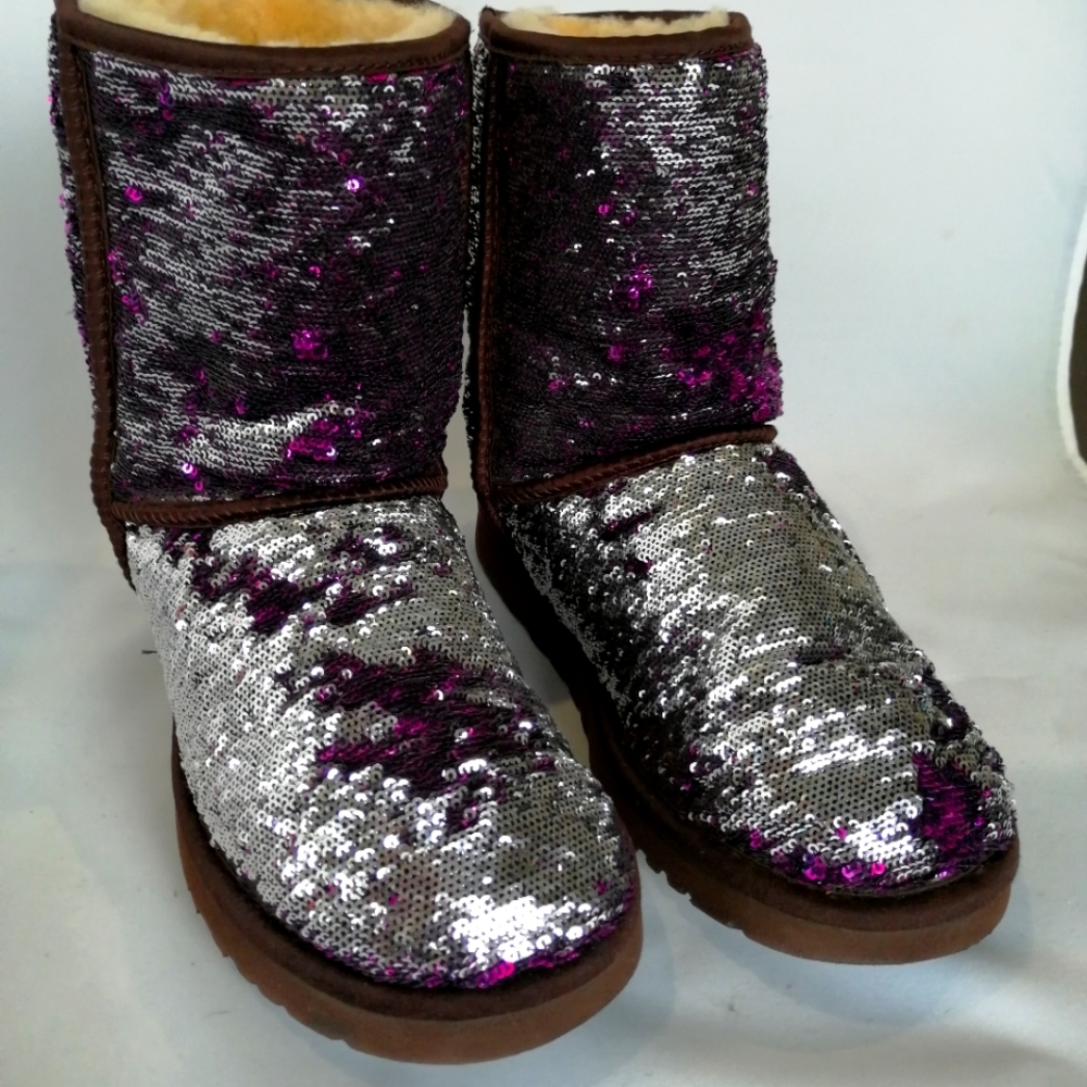 Ugg short sequin
